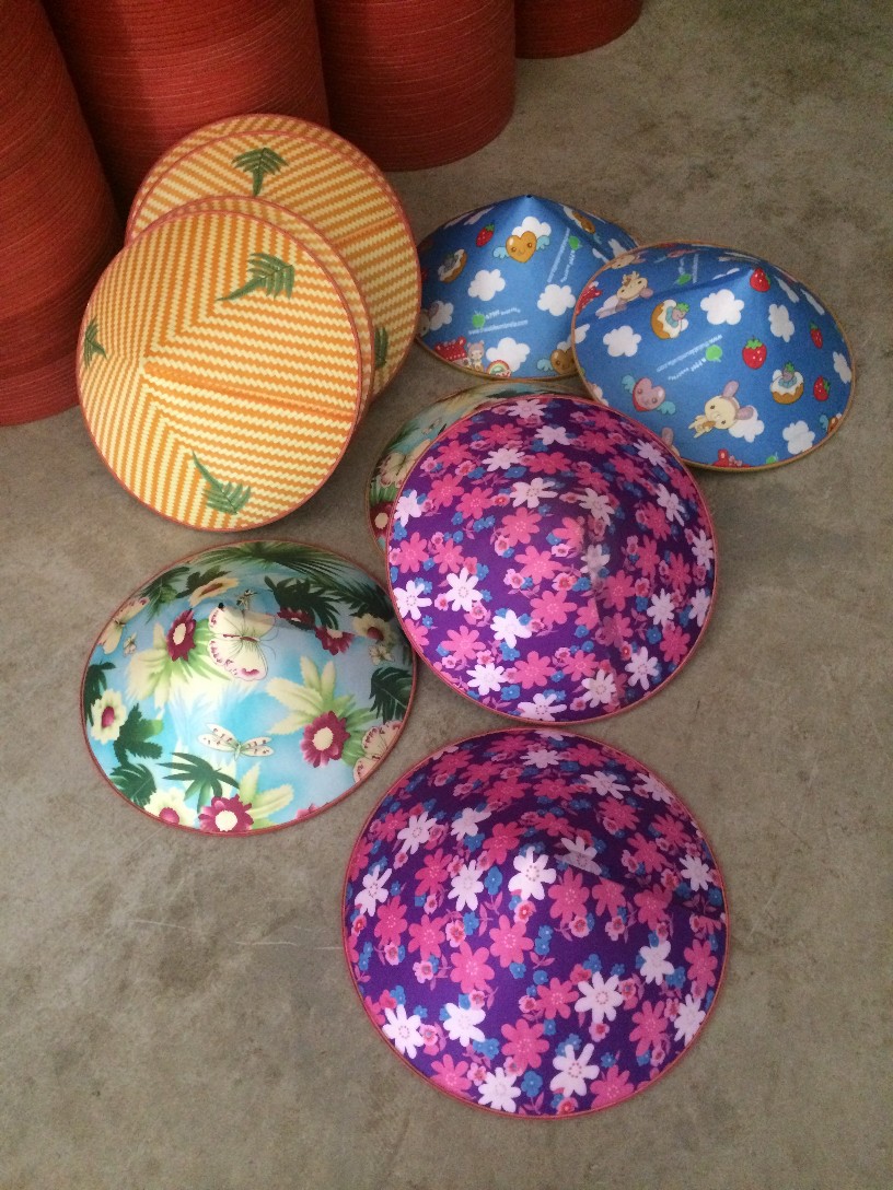 厂家批发塑底越南特色花帽混批帽子帽子女士遮阳帽草帽防晒帽