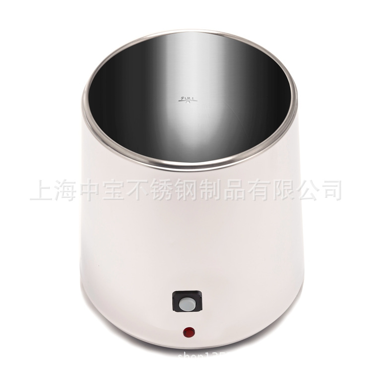 厂家推荐 蒸馏水处理设备 蒸馏水设备定制 亮光