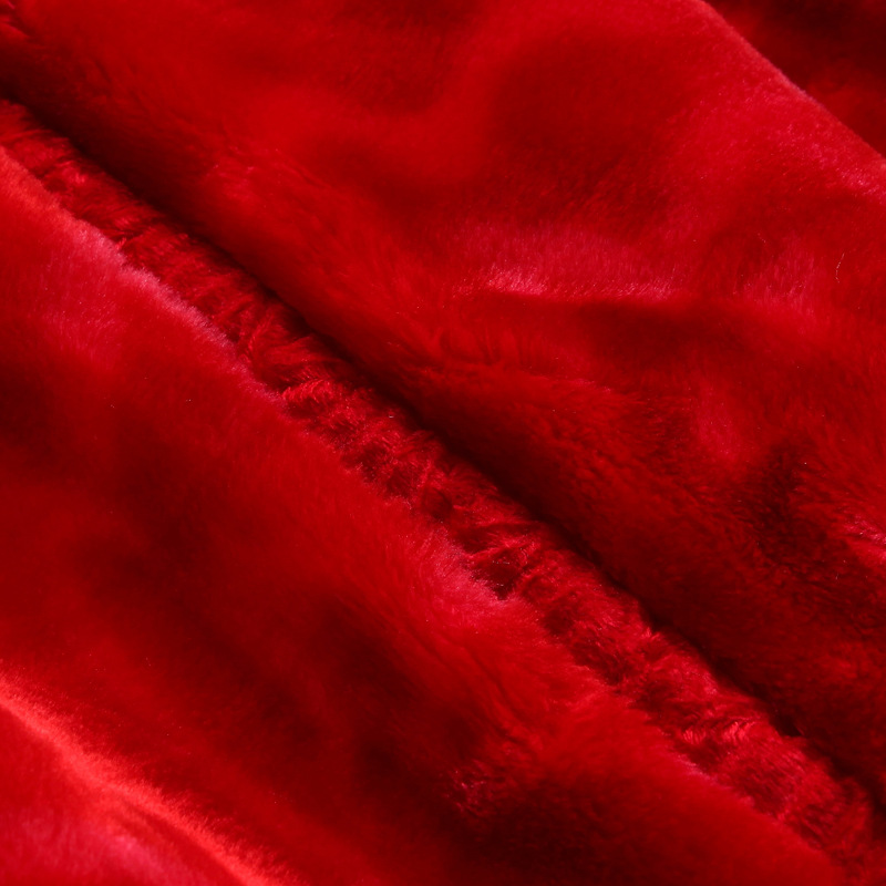 293大红被头细节