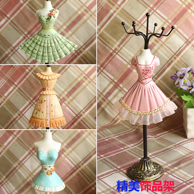 direct deal Boutique Hand-painted resin Ladies skirt model Jewelry rack Jewelry Holder Earring rack Trade price