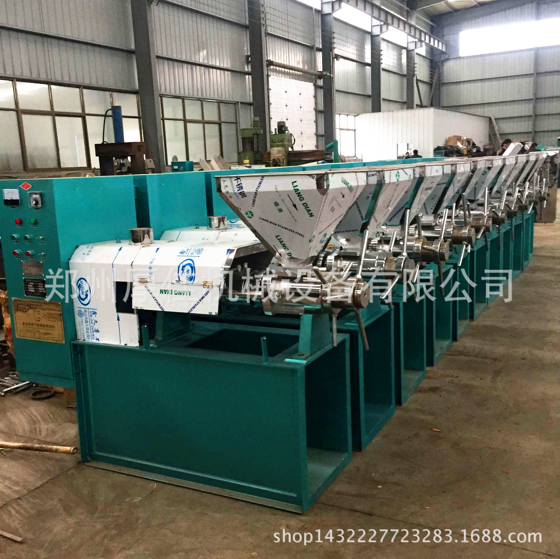 D02EB3C826940BE14CD3B78A3ED12A