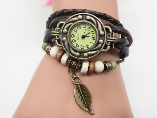 Style Ethnique Feuille Boucle Quartz Femmes De Montres display picture 4