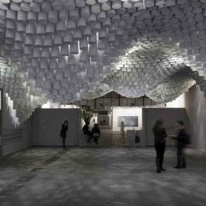 �������´������µ���չʾװ�õ���װ�ε���չ��չ�ܲ�������