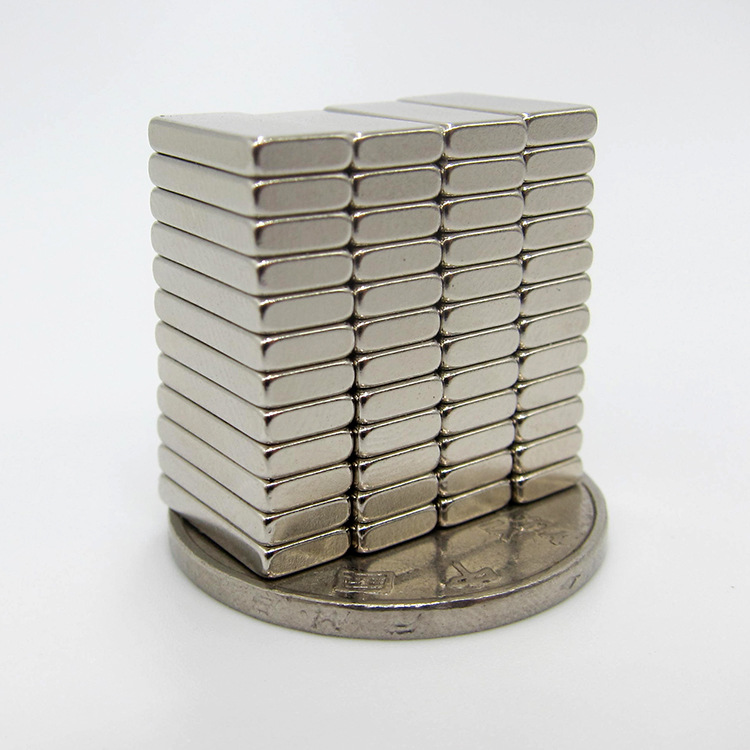 强力磁铁强磁正方形12x5.3x1.8钕铁硼强磁铁铁石磁铁磁石