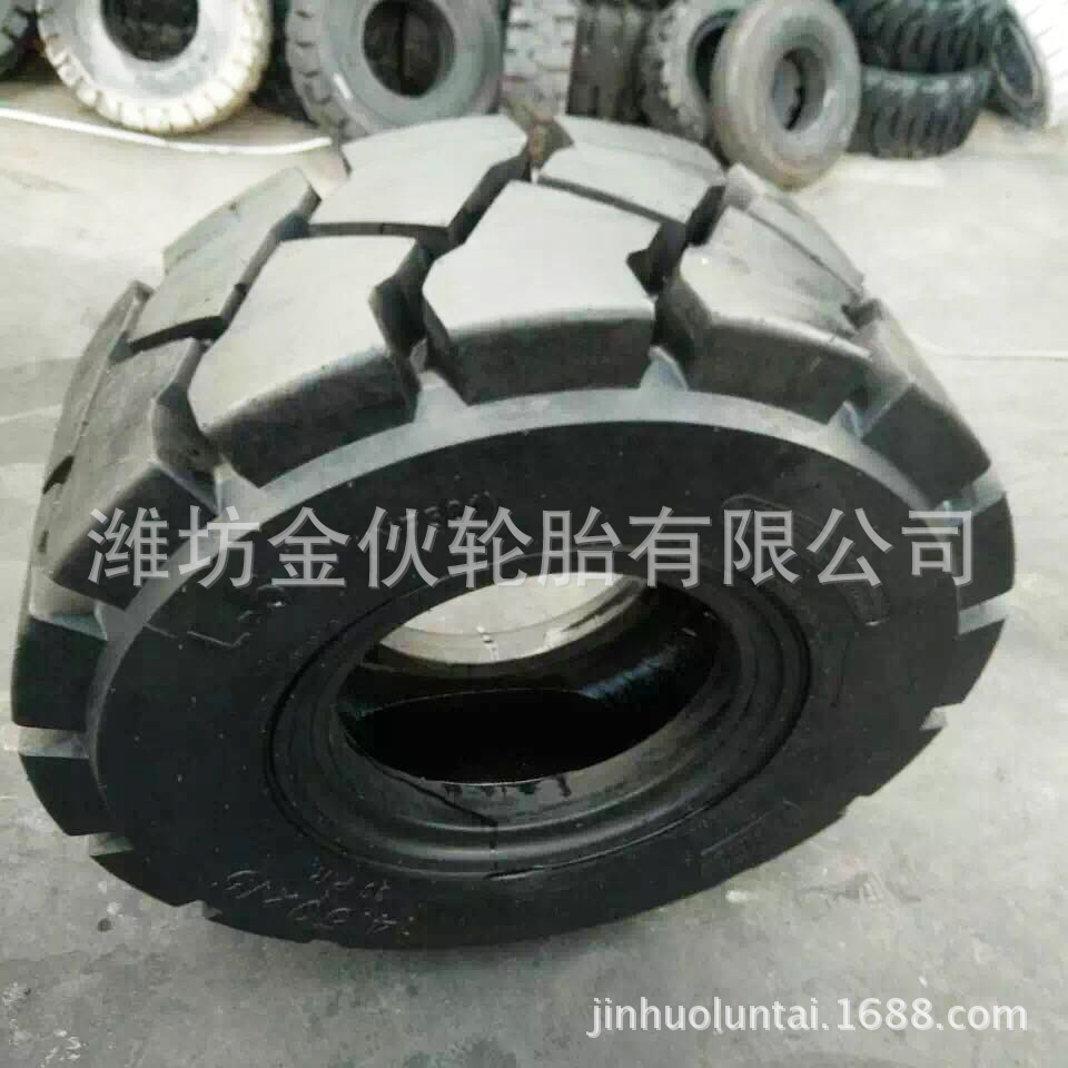 厂家直销 矿用 14.5x15 加厚 工程机械轮胎 耐磨