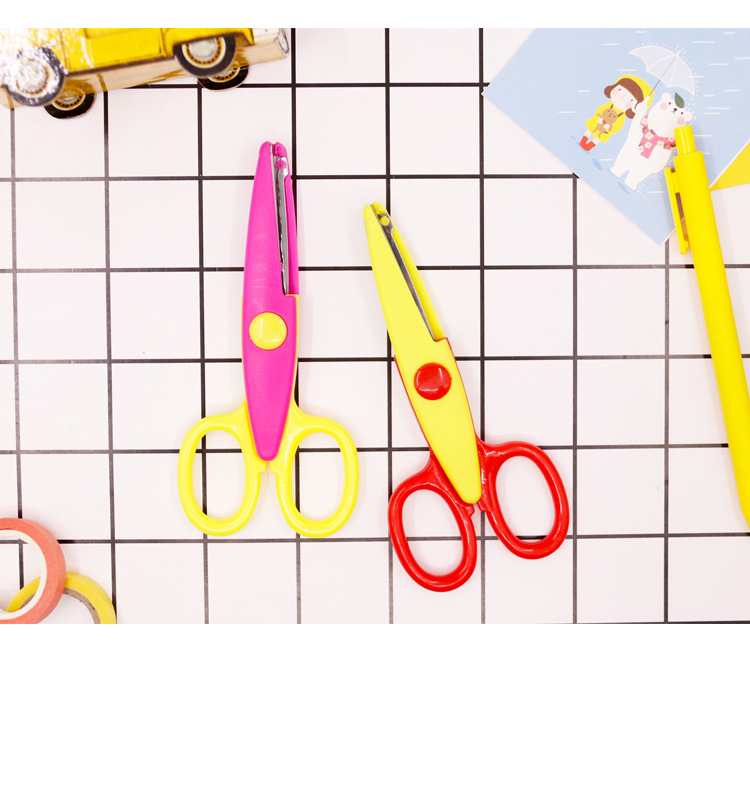 第四组--花边剪刀_07