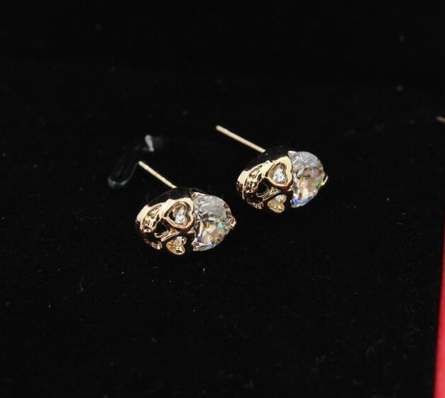 Skull Pattern Women's Gender 1 Pair Halloween Hip-Hop Skull Plating Alloy Zircon Ear Studs