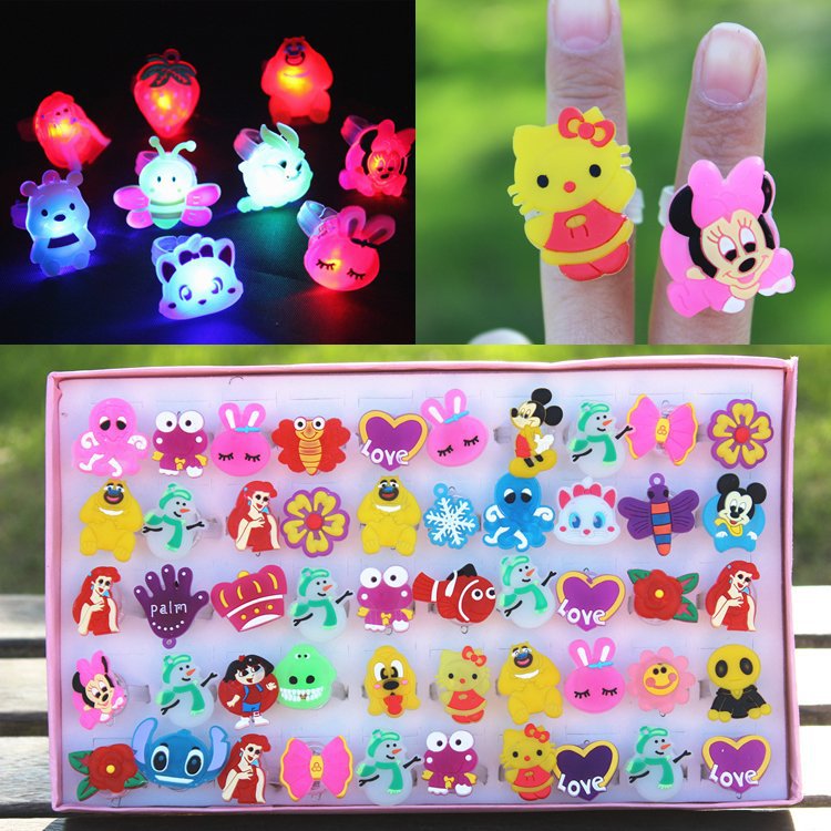 厂家直销发光戒指闪光手指灯儿童软胶小礼物地摊热卖特价玩具批发|ru