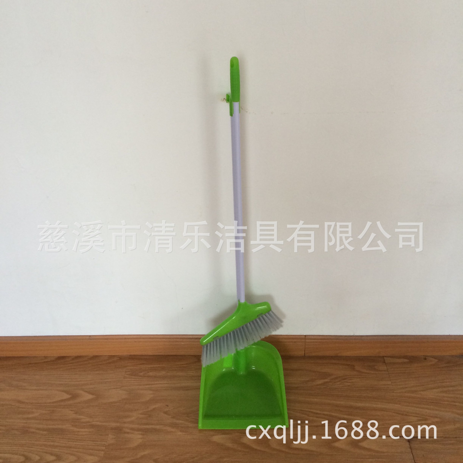 塑料扫把簸箕套装组合 扫把畚斗-阿里巴巴 Canine good citizen