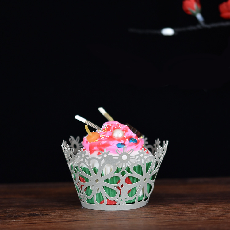 蛋糕纸杯镂空花朵蛋糕围边纸杯婚庆蛋糕托激光蛋糕烘焙杯厂家定制详情4