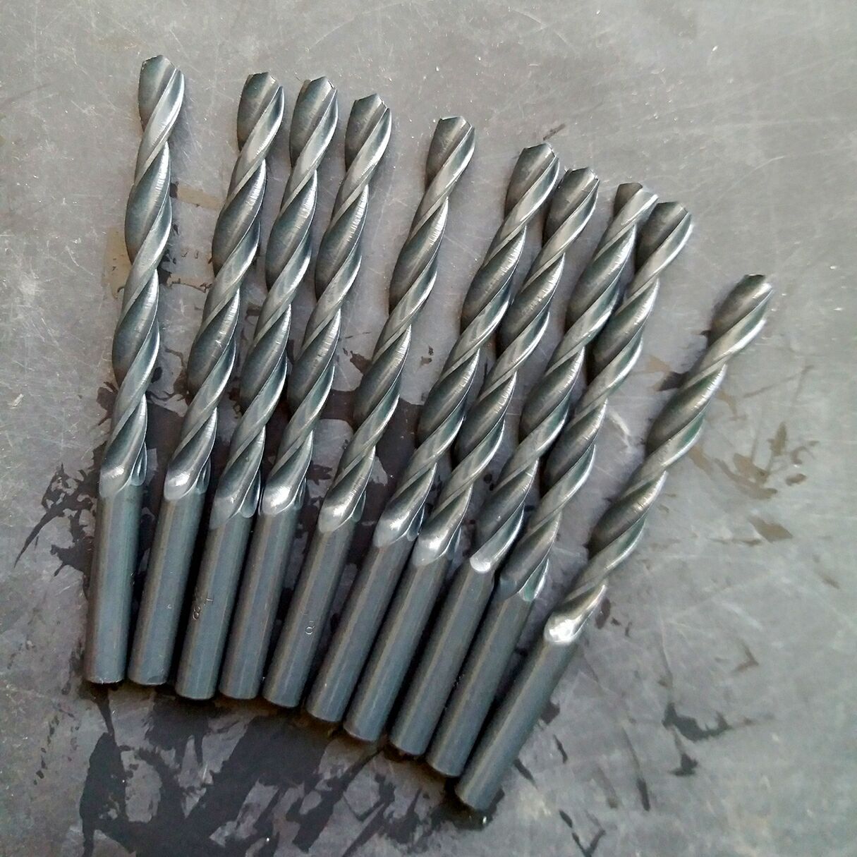 Woodworking black twist drill full grinding drill straight handle twist drill. Impact drill 4241 electric drill