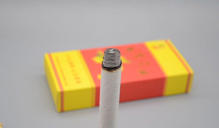Five-Year Aged Moxa Sticks Ai Tiao Hand-Rolled Mugwort Rolls for Warm Moxibustion Home Wellness 10 Sticks quality and texture