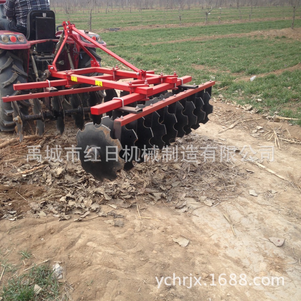 红日圆盘耙   轻型圆盘耙   圆盘耙工作视频   定制圆盘轻耙