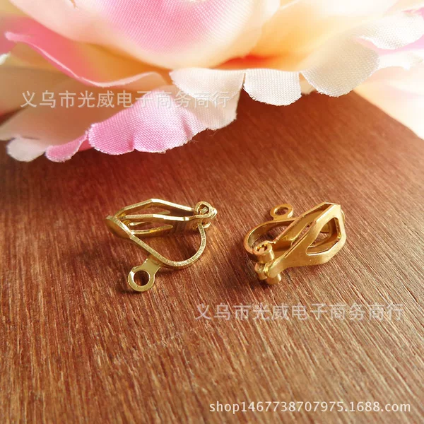 Selected brass geometric triangular ear clip antique. European and American trend earrings accessories Guangwei DIY jewelry