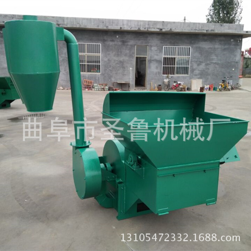 自動進(jìn)料粉碎機(jī)7