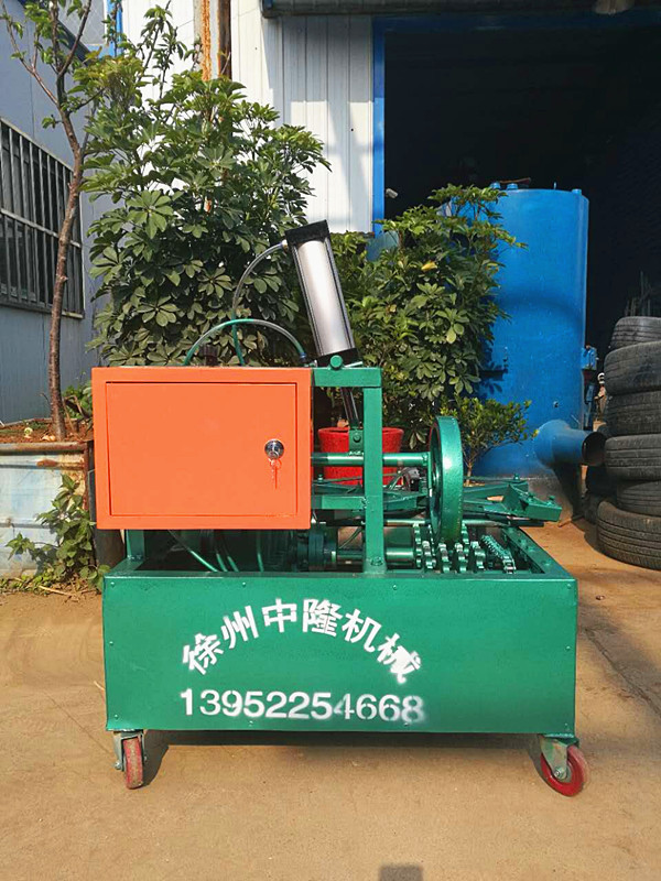 �Ͼ�С��˿̥�и���Ȧ��