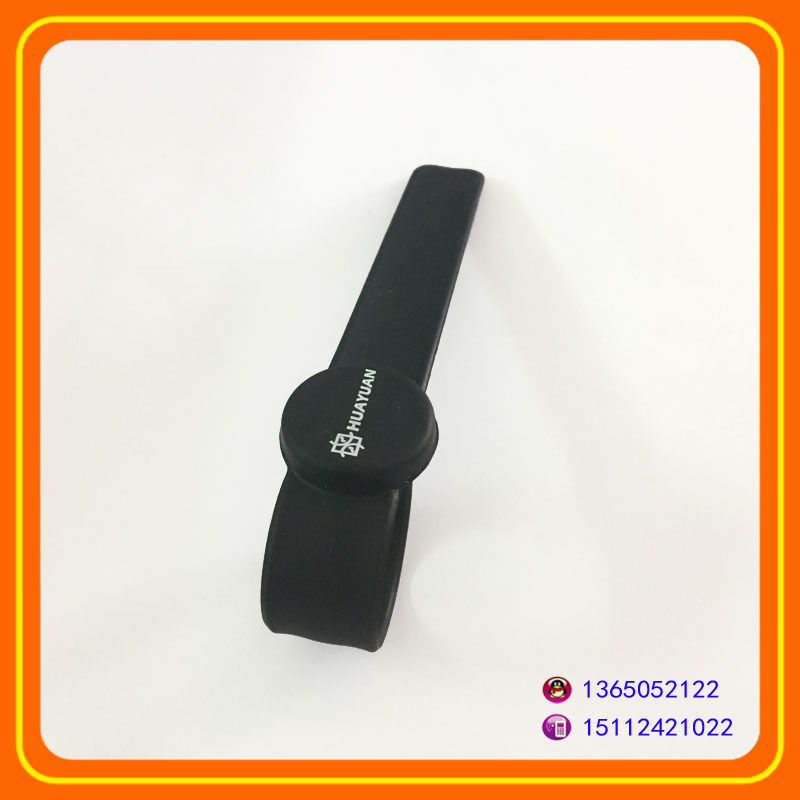 厂家生产批发 硅胶啪啪圈 硅胶啪啪手腕带 定制LOGO印刷