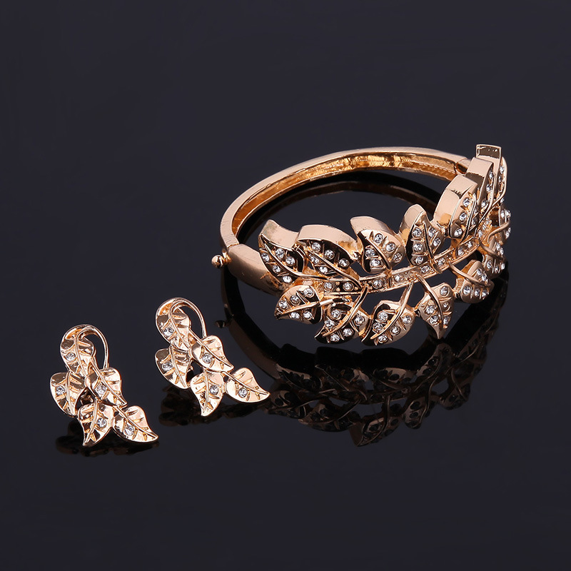 New crystal leaf-shaped geometric jewelry four-piece set