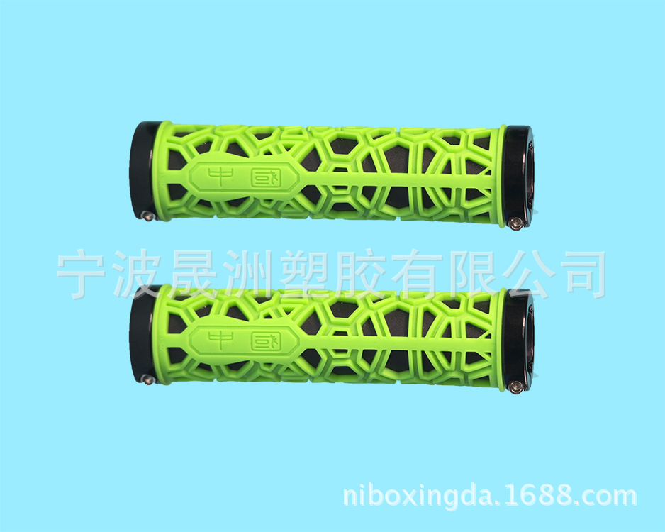 绿色