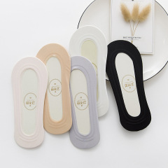 Ice silk women's summer thin version Korean style lace boat socks solid color shallow mouth crystal women's invisible socks Zhuji manufacturer