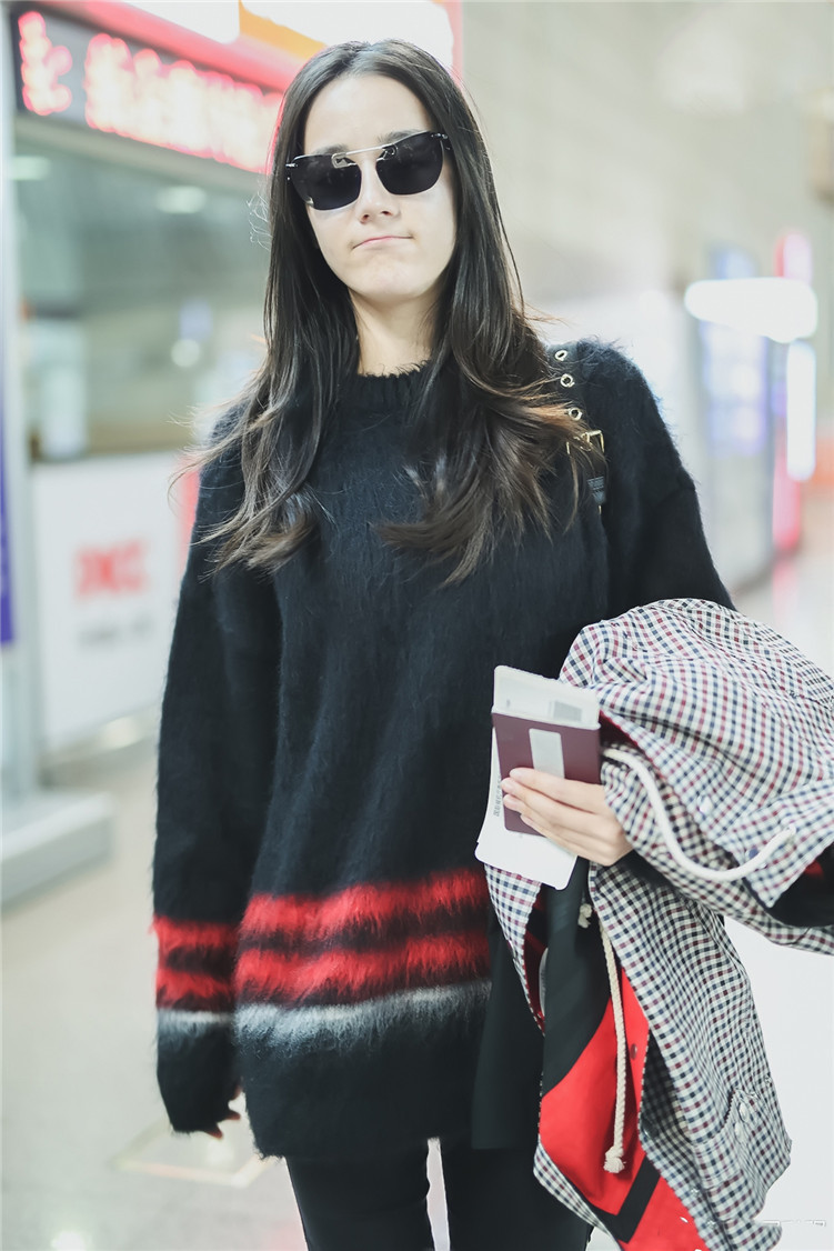 0069OH5ely1fl5c1o7lz8j30xc1e0k