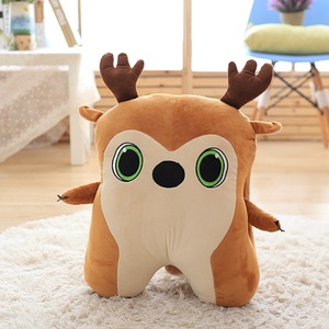 可爱圣诞老人抱枕圣诞麋鹿毛绒玩具圣诞气氛布置可加logo定制吉祥