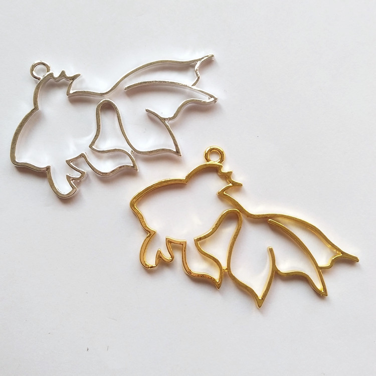 Double-sided large goldfish metal frame color retention alloy manufacturers uv glue drop frame