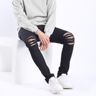 �W��Kanye Westѝ��ʽ�߽�ϥ�w�ƶ�����С�_ţ��ѝ ���R�d jeans