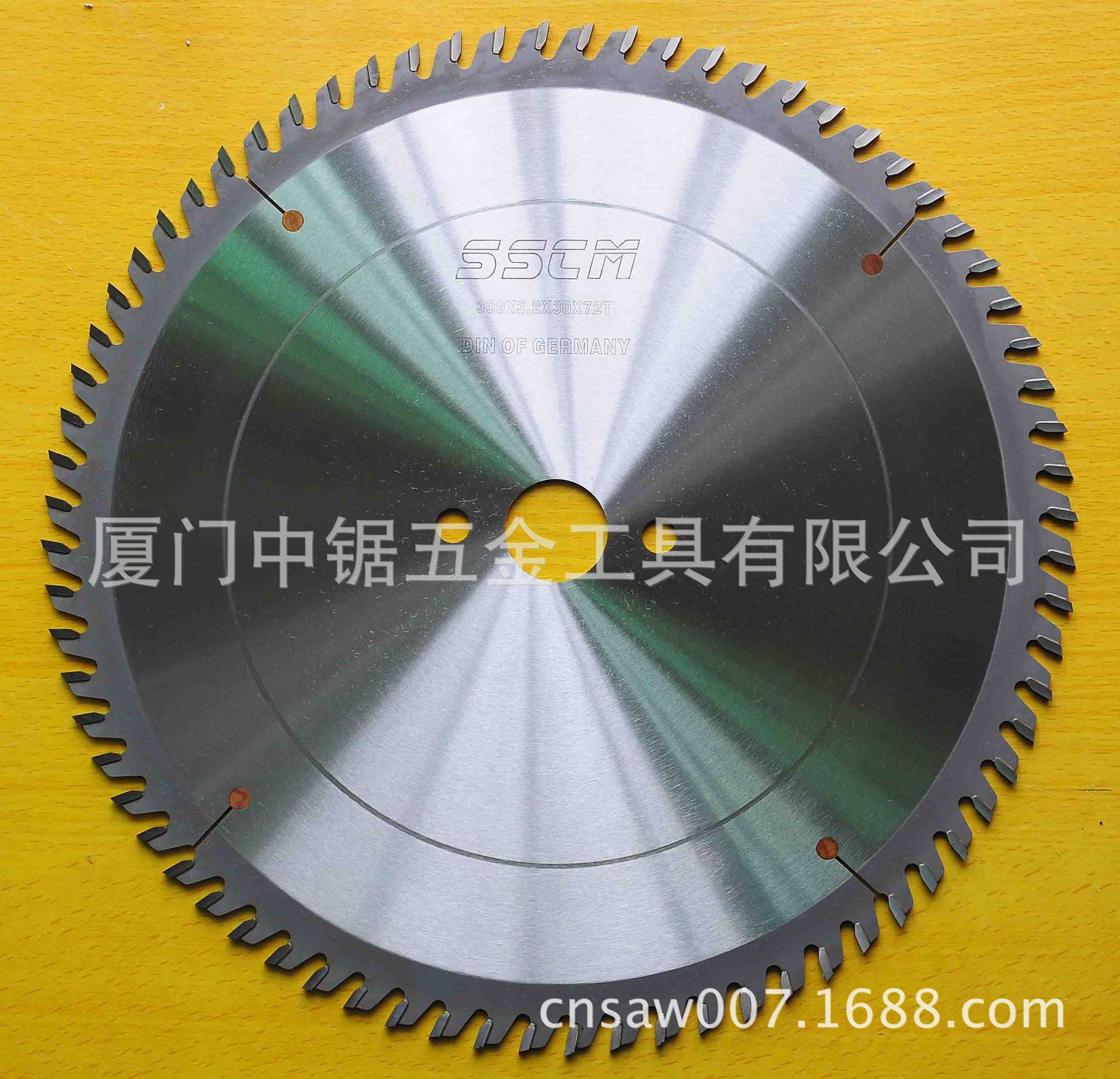 �����о� Ӳ�ʺϽ�ð��Ƭ���õײ���ĸ��Ƭ  ���۾�Ƭ