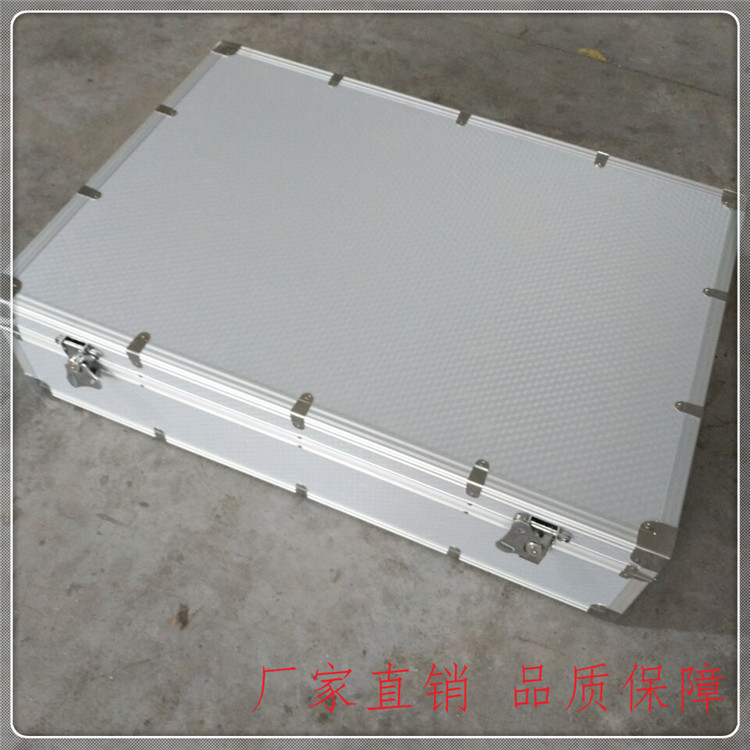 低价儿童沙画铝箱沙画仪器箱可按照客户需要加工 出售航空箱