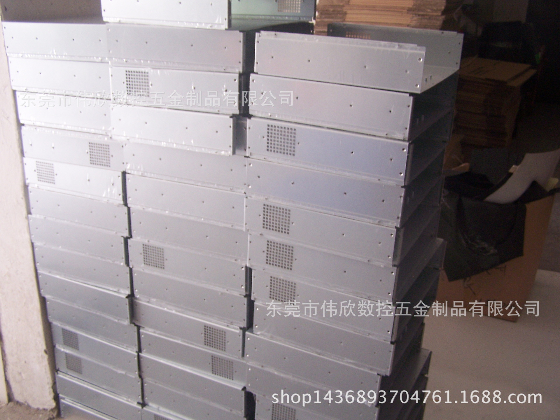 东莞厂家机柜钣金件激光切割异形机箱冲压折弯机箱外壳钣金加工