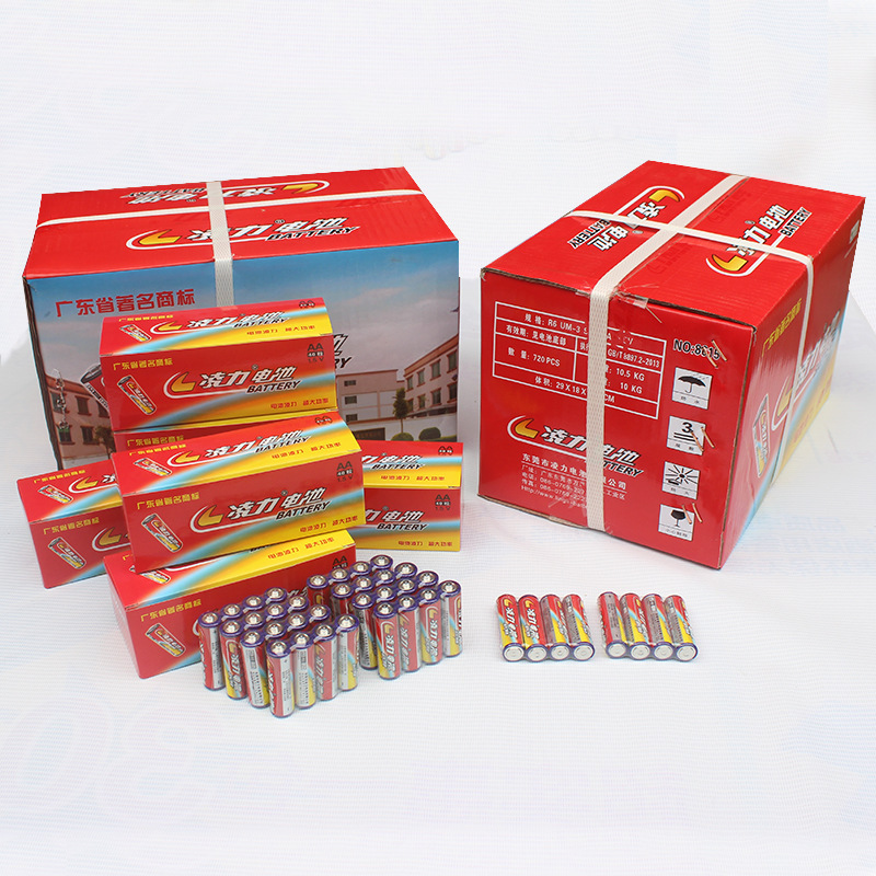 3777690644_551356516