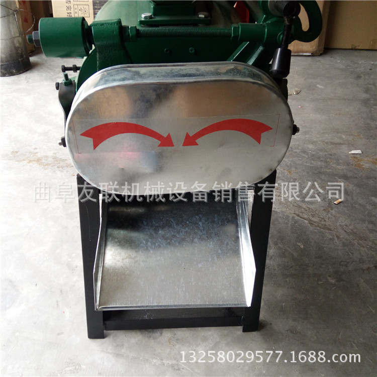 榨油配套使用花生破碎机 小型大豆用的挤扁机 五谷杂粮挤扁机C