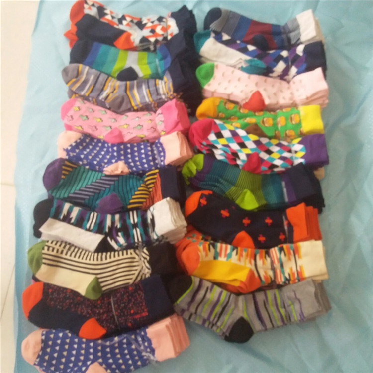 新款潮流袜子 外贸纯棉秋冬款男女潮袜 库存袜子批发包邮|ru