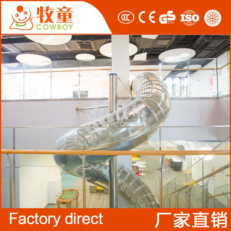 Fábrica interior de las instalaciones de la diapositiva del acero inoxidable de los niños del punto escénico de la diapositiva giratoria grande del acero inoxidable del equipo de la diversión de los niños