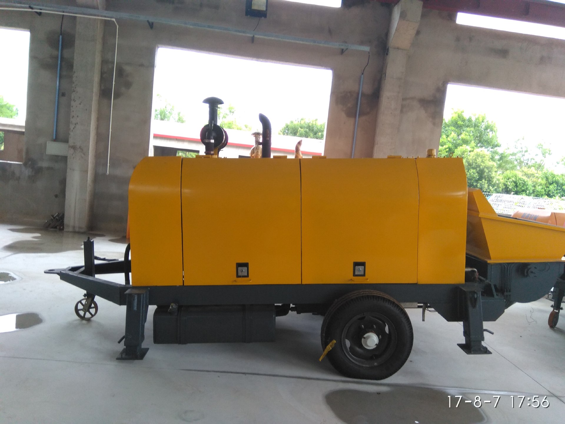 柴油泵 柴油机混凝土输送泵 柴油机拖泵 柴油机地泵 打2-4石的泵