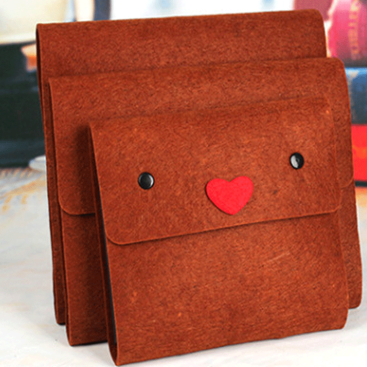 厂家供应毛毡制品毛毡包时尚可爱毛毡包定作批发卡通毛毡钱包