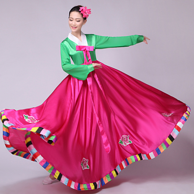 South Korea traditional women's court wedding daily performance Korean clothing Korean ethnic costume dance table watch performance ancient costume South Korea traditional women's court wedding daily performance Korean clothing Korean ethnic costume dance table watch performance ancient costume