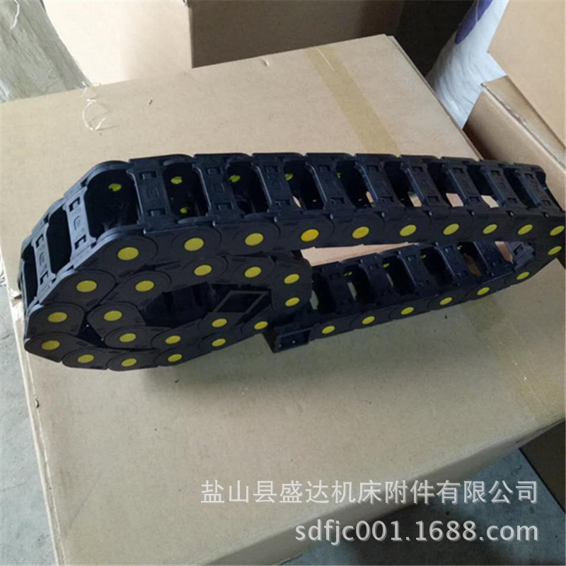 厂家大量生产机床塑料拖链20系 30系 35系 45系 55系 尼龙拖链