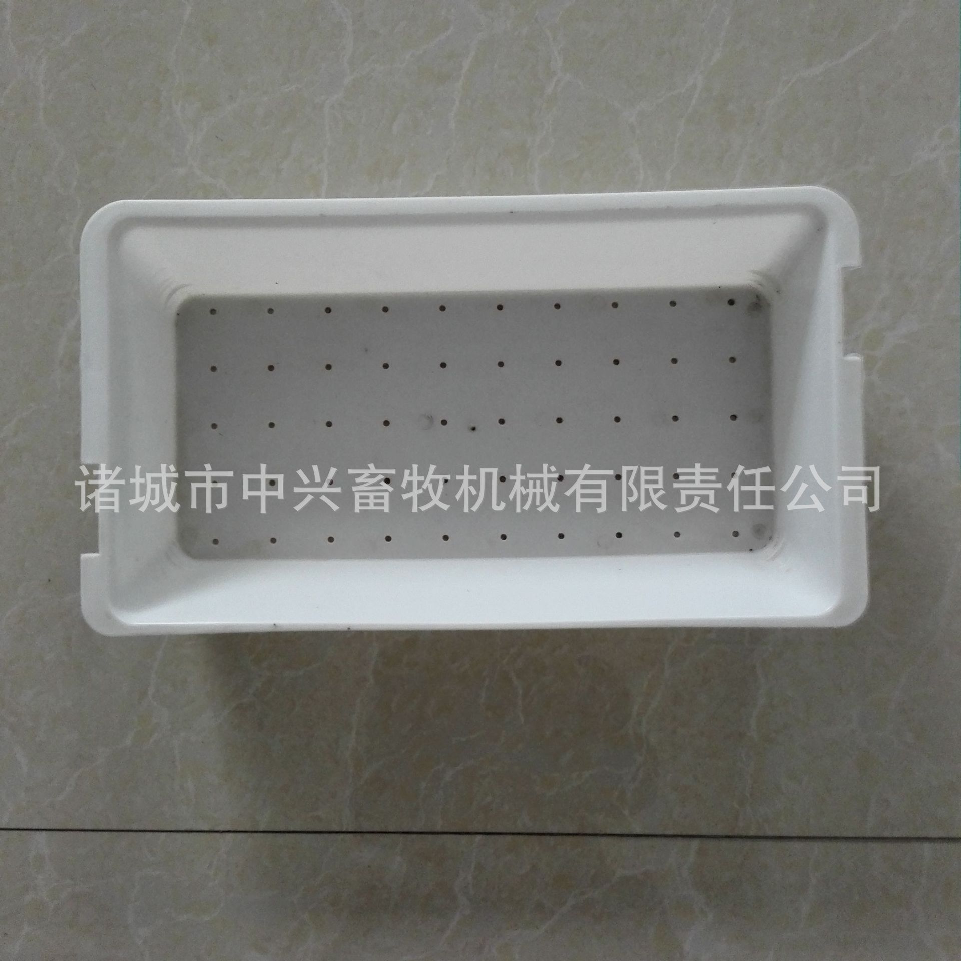 内置兔用产仔盒批发塑料兔子产仔盒多少钱