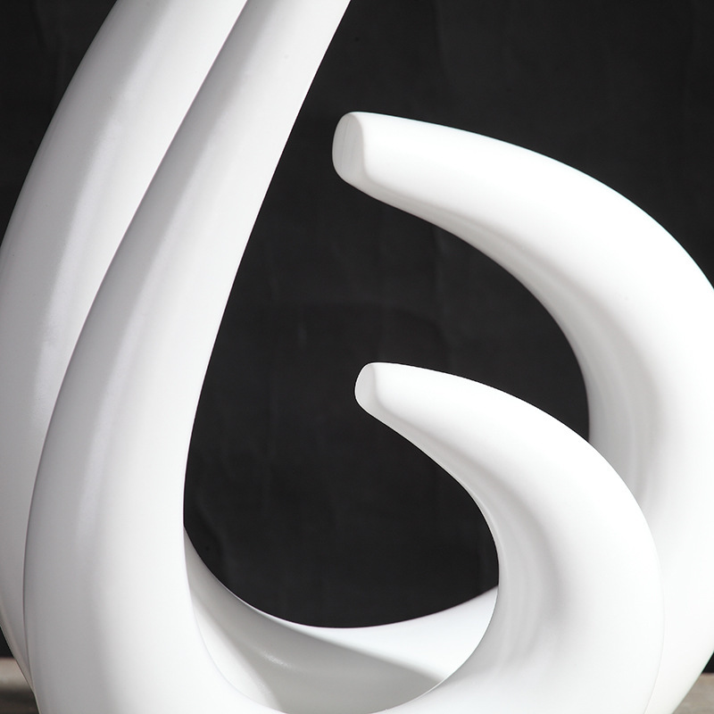 Decoración del hogar sala de estar decoración creativa blanco simple moderna TV gabinete decoración botella curvada artesanía al por mayor