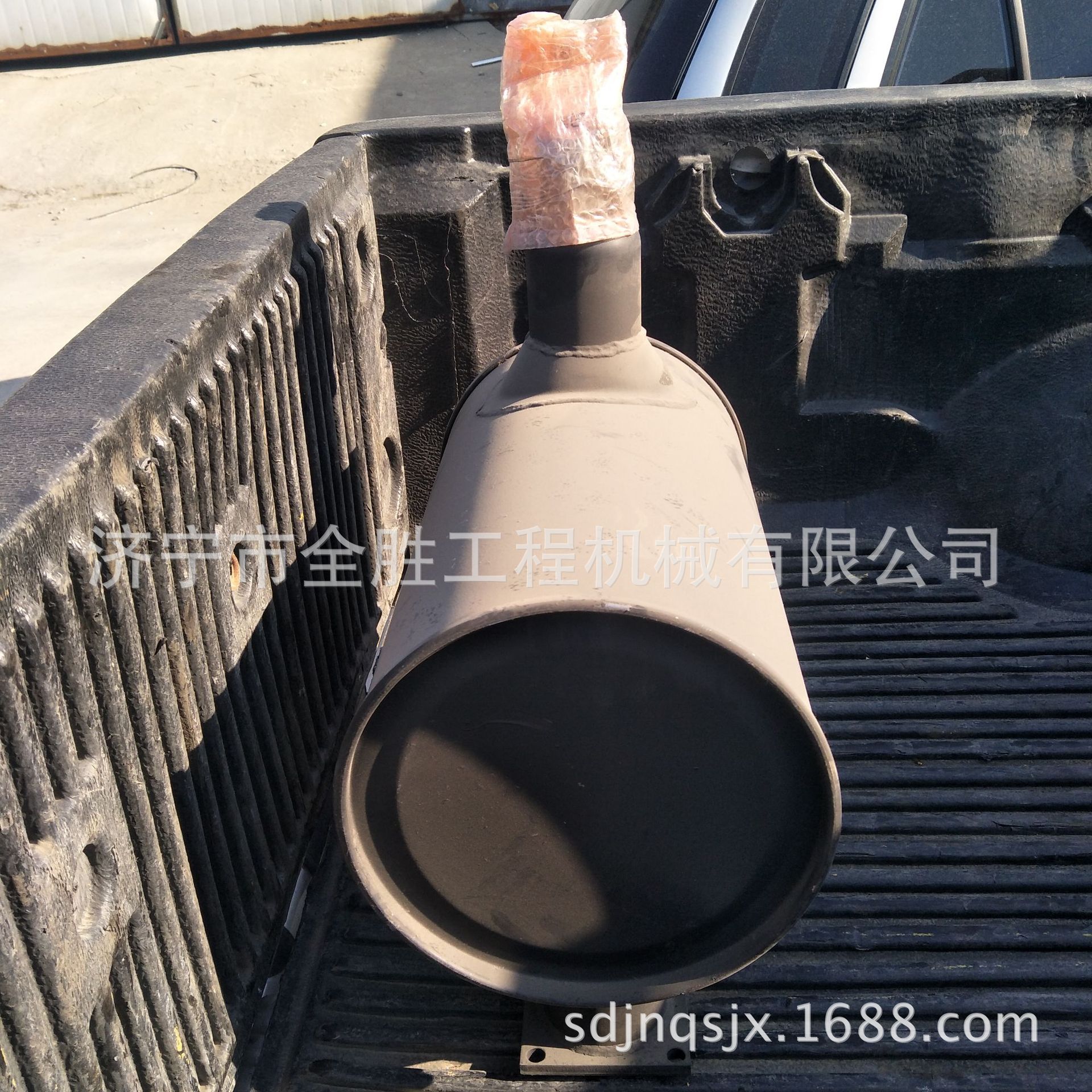 D65E-12推土机消音器6151-11-8610/6150-11-5320 提升油缸总成