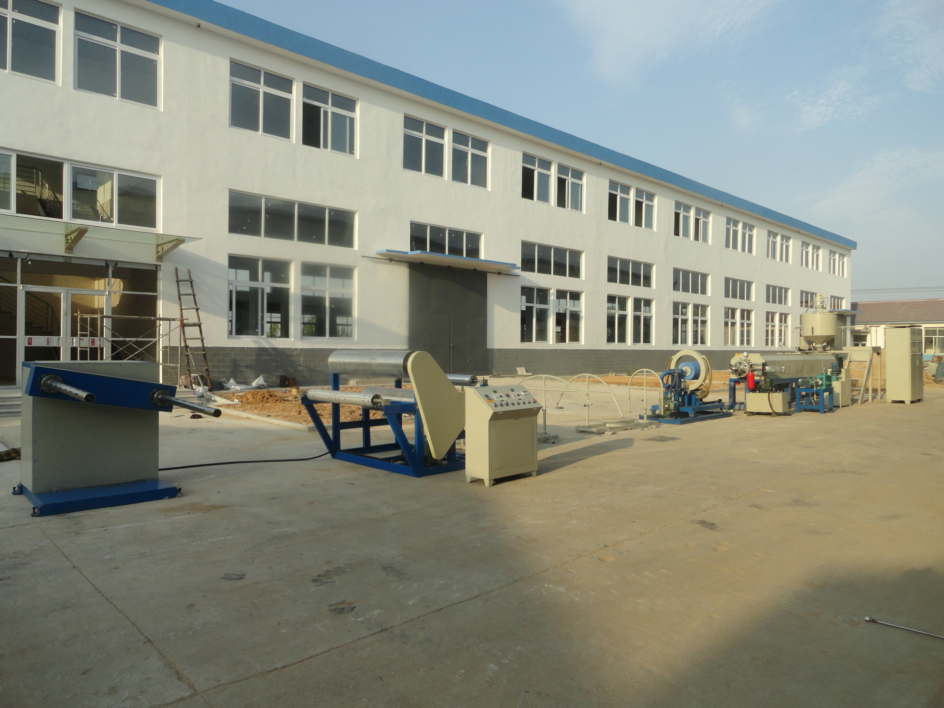 供应epe发泡布机 PE发泡设备 发泡膜机械 ce认证