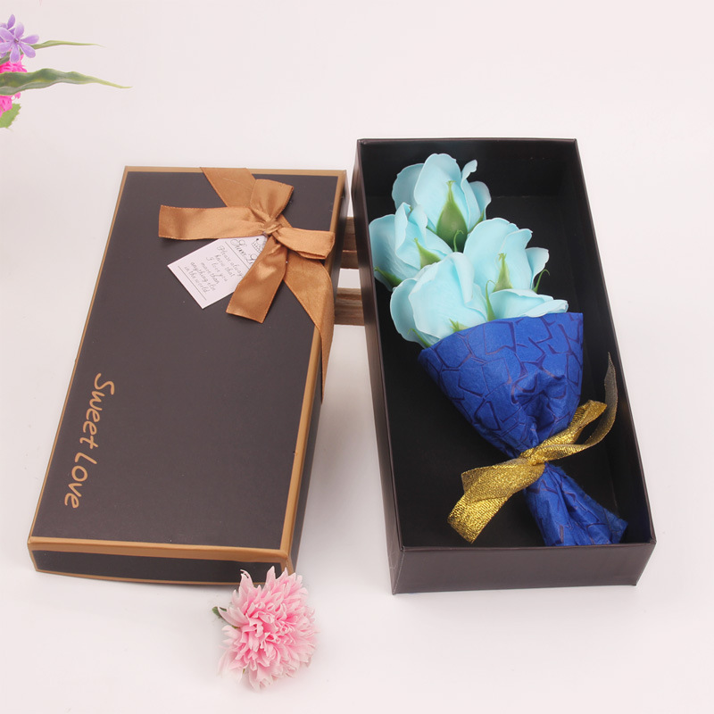 巧克力盒花束浅蓝