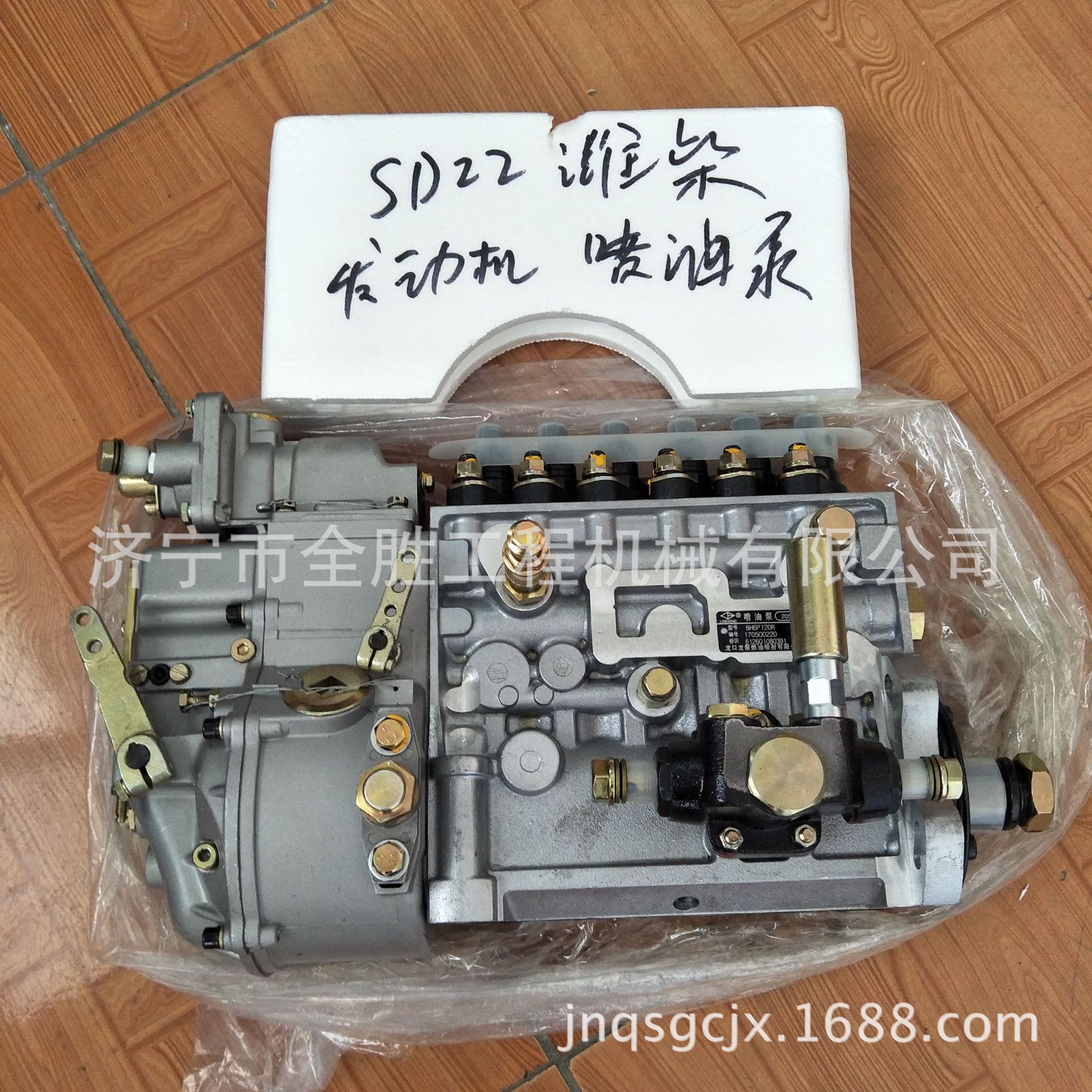 供应SD22推土机发动机柴油泵 PT泵3165797 曲轴 缸体 缸套