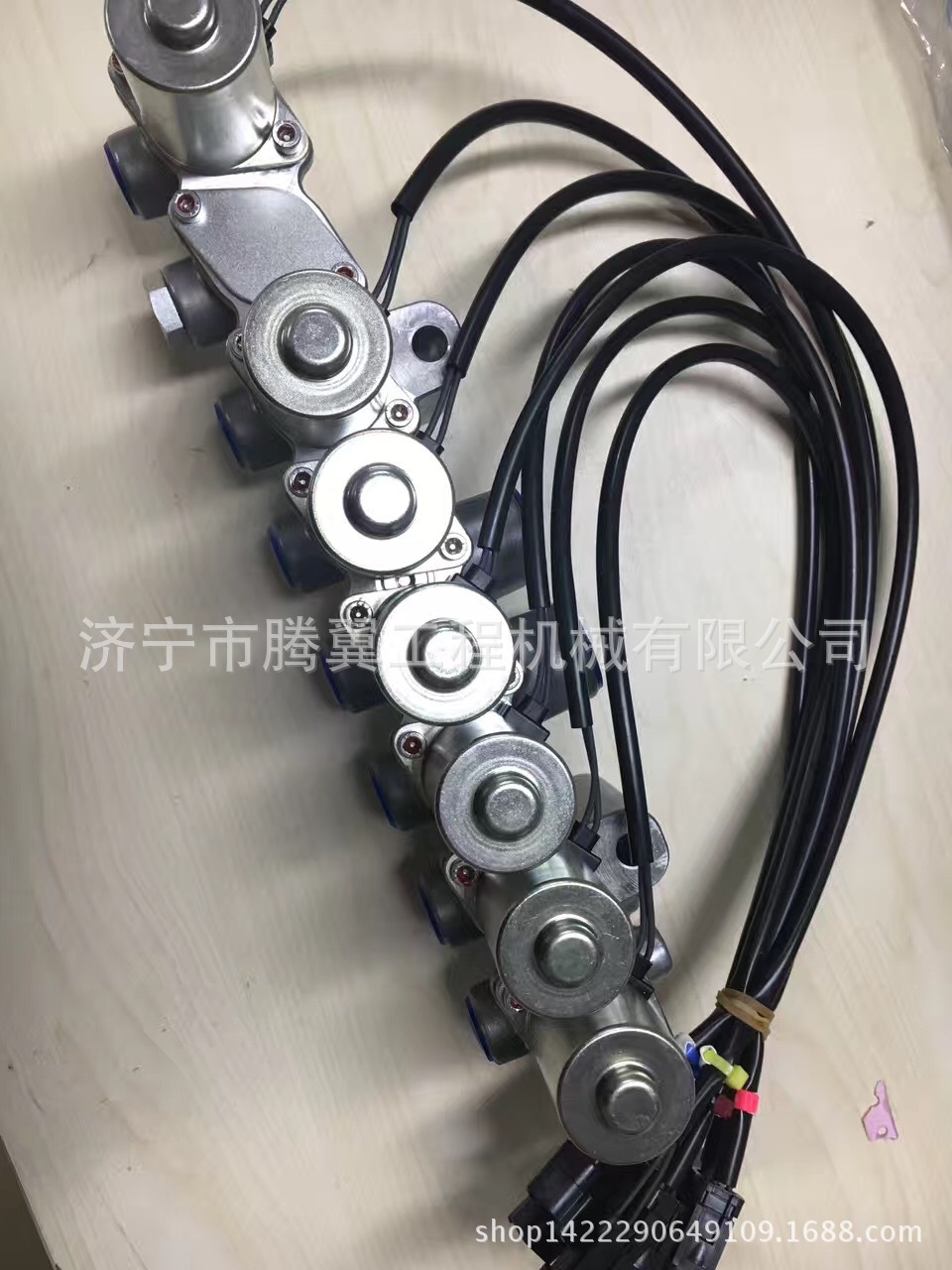 适用于PC360-7电磁阀组总成 207-60-71320