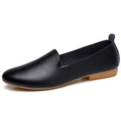A pedal Spring and summer new pattern cowhide peas Flat bottom ventilation Mom shoes Single shoes Casual shoes Middle and old age Cross border