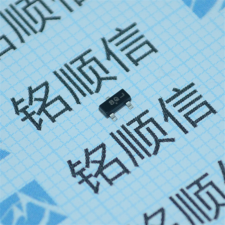 MMBZ5240BLT1G 丝印8Q【出售】稳压二极管SOT-23深圳现货供应