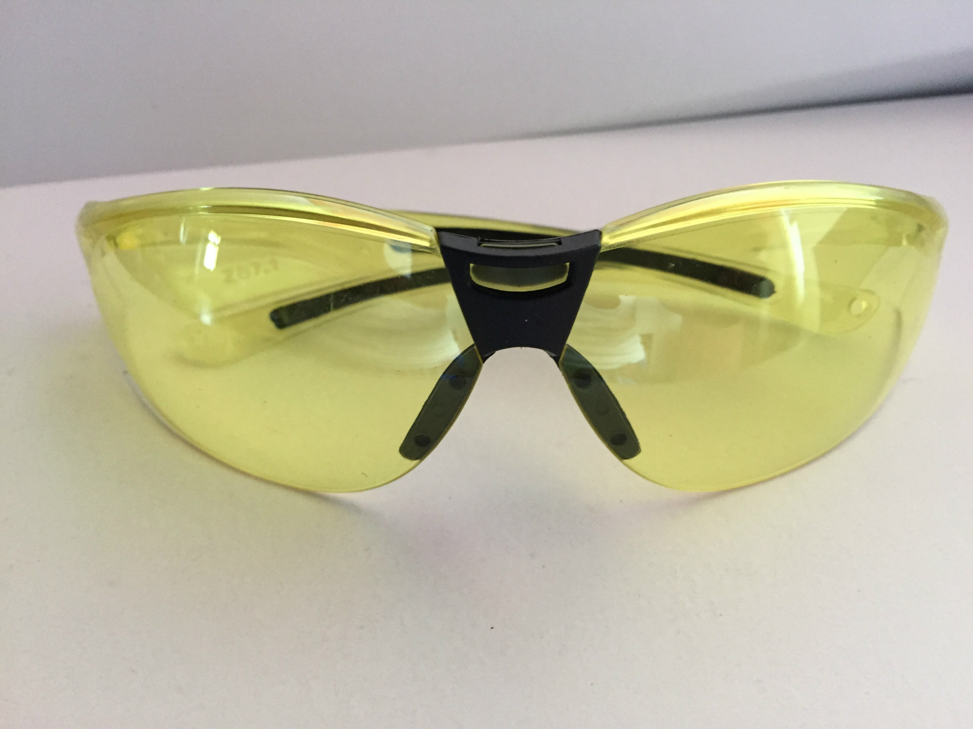 黄色防护眼镜 防冲击护目镜 户外 防尘防沙防虫 劳保眼镜骑行眼镜