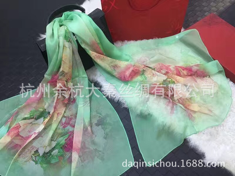 喷防晒大丝巾_上海送礼100%超大雪纺数码精